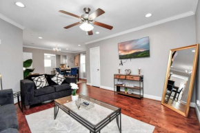 Elegant HTX Retreat In Prime Location